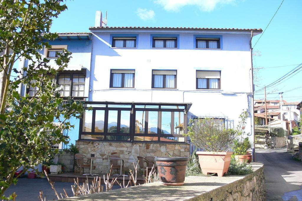 Casa Marivi Hotel Niembro Buitenkant foto